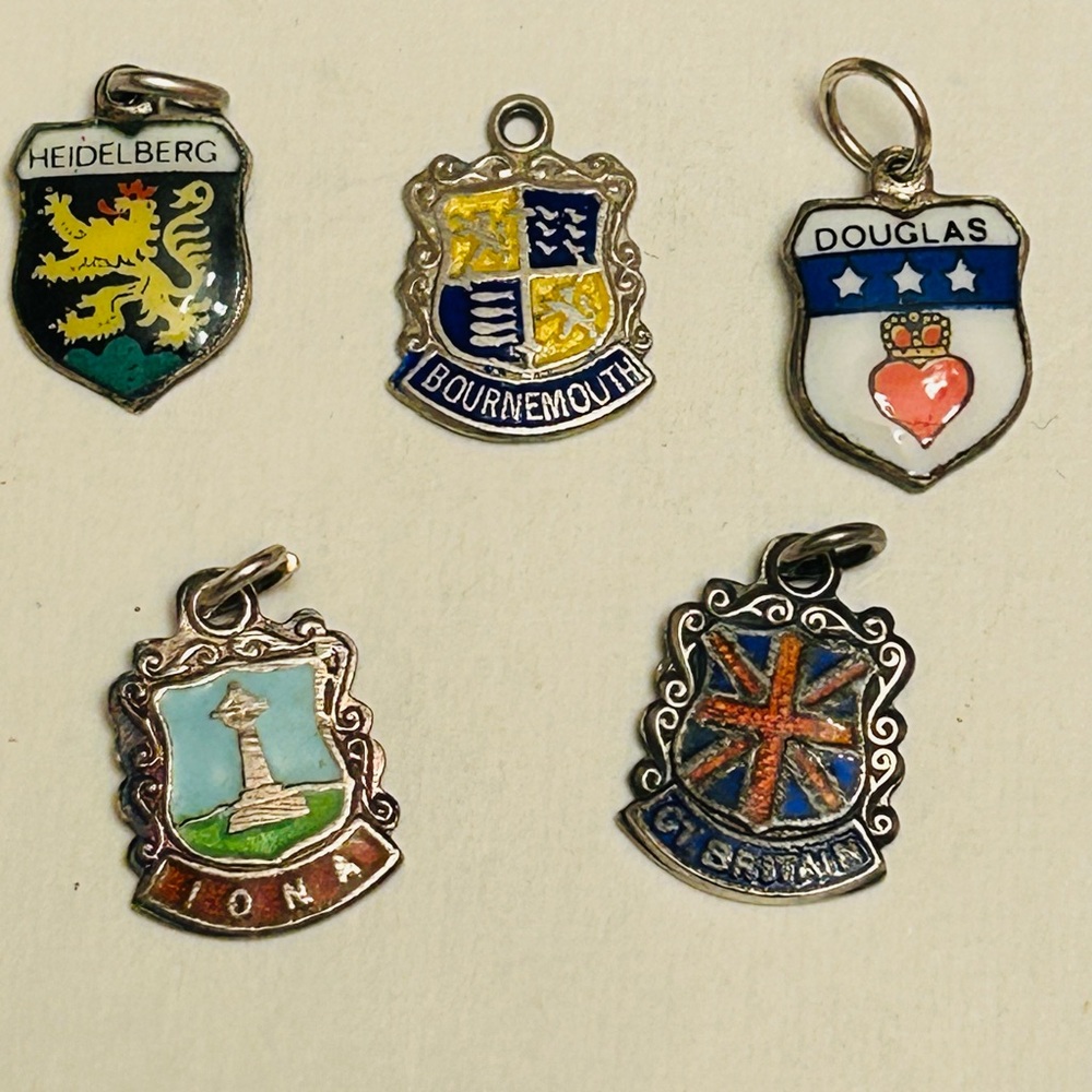Lot of 5 Vintage and Enamel England and Scotland Charms